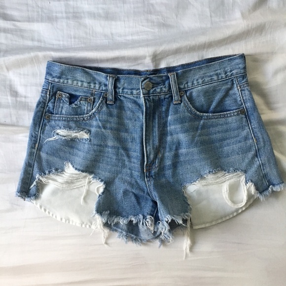 American Eagle Outfitters Pants - AEO HIGH RISE FESTIVAL SHORTS